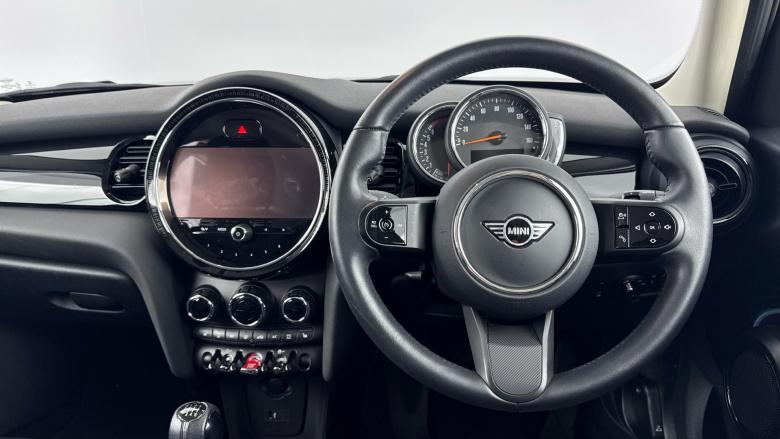 MINI Hatchback 1.5 Cooper Classic 5dr Petrol Hatchback